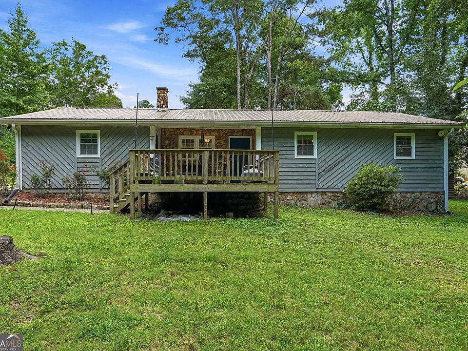 1st image of 40 Oak Hill Dr