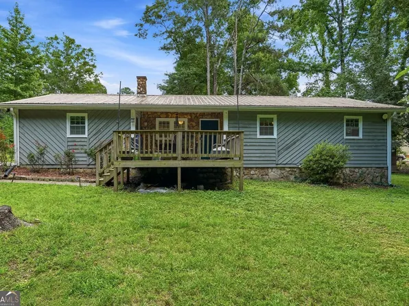 40 Oak Hill Dr, Winder, GA 30680