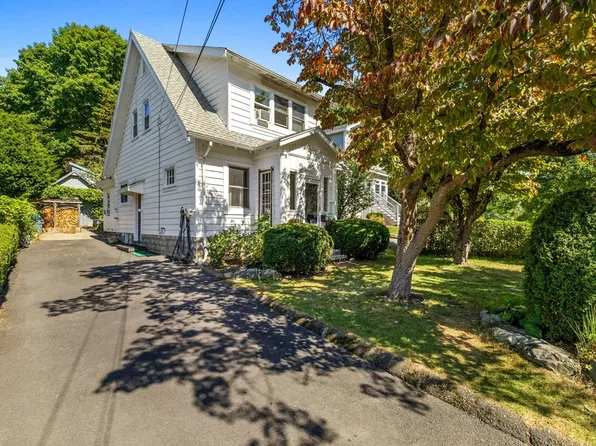 595 Summer St, Arlington, MA 02474