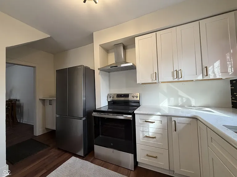 3671 Birchwood Ave — Photo 11