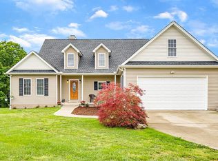 841 Arnold Rd, White Bluff, TN 37187