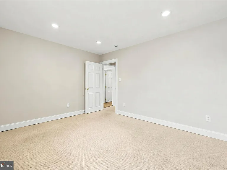 304 King Of Prussia Rd #2A — Photo 12