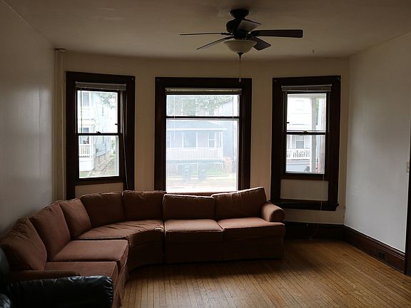 2nd image of 114 N Bassett St #2166781