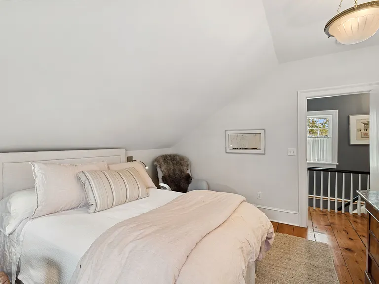 14 Ackerly St — Photo 7