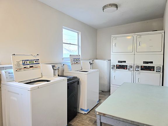 2nd image of 1811 Perkins Ave #11519974