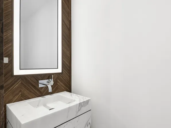 1 West End Avenue image 12 of 20