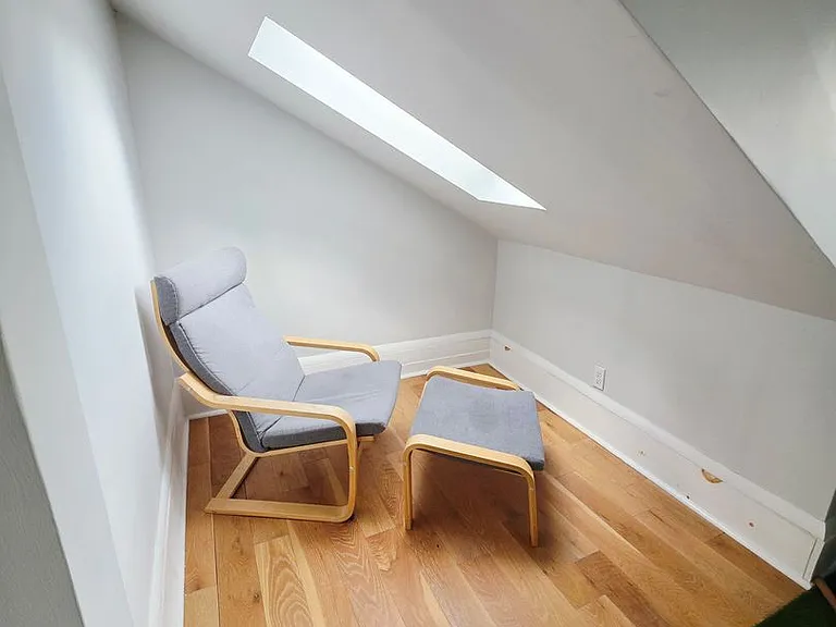 1409 Sheffield St — Photo 35