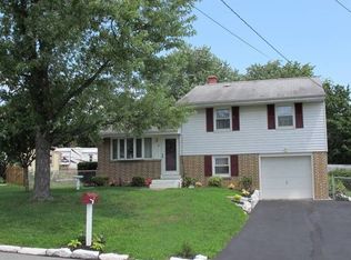 5 Judy Ln, Harrisburg, PA 17112