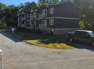 1852 S Lincoln Ave APT 9, Salem, OH 44460