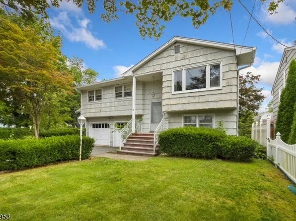 2 Riekens Trl, Denville Twp., NJ 07834