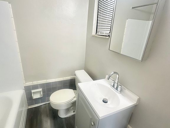 5th image of 1309 Wood St APT 14