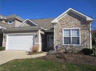 29346 Hummingbird Ct #94, Westlake, OH 44145