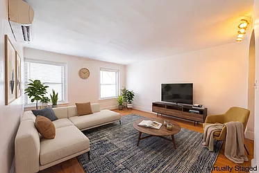 240 East 24th Street, #4G