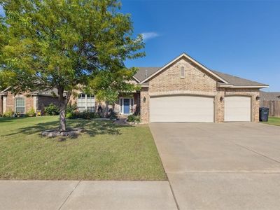 2913 Elmo Way, Moore, OK, 73160