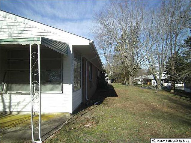 2nd image of 137 Azalea Drive #D