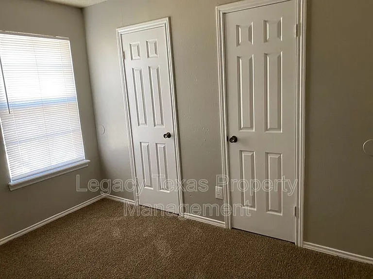 1608 Sun Valley Dr #C — Photo 8