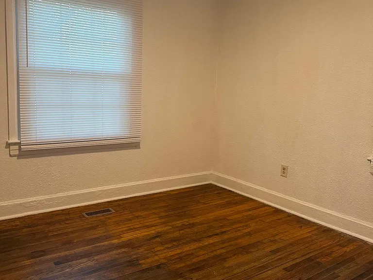 Bedroom #1