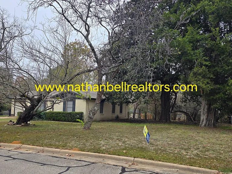 2485 Cypress Dr — Photo 1