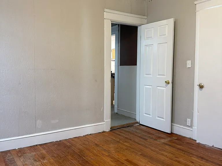 158 Alder St #3 — Photo 9