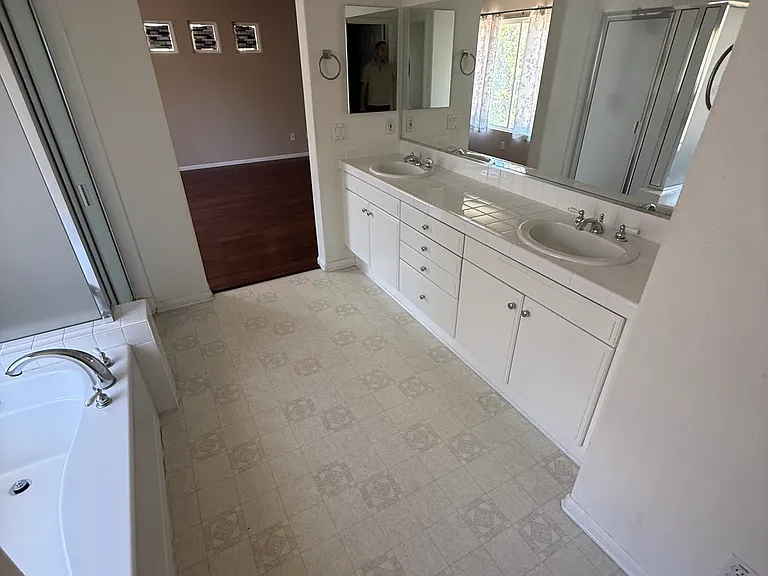 11530 Trailbrook Ln — Photo 8