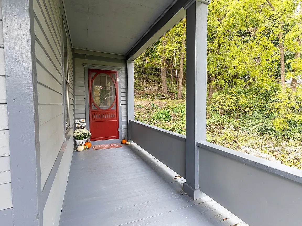 3 bed, 1.5 bath, 1784 sqft, $1,600 — Photo 3