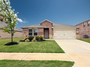 6409 Tudor Pl, Aubrey, TX 76227
