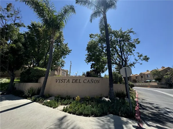18814 Vista Del Canon Unit B, Santa Clarita, CA 91321
