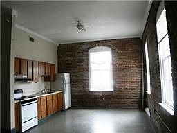 2nd image of 101 21st St Ste 208