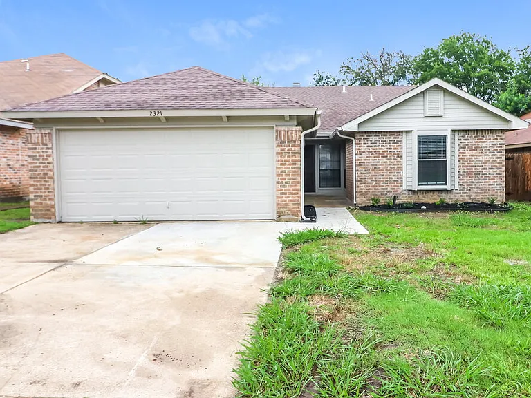 2321 Clareton Dr — Photo 1