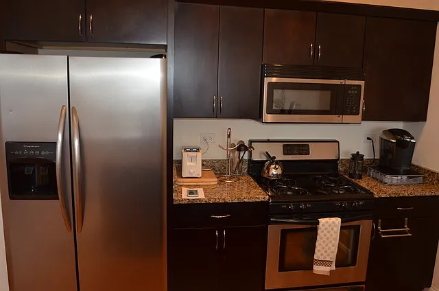 918 W Belmont Ave #404 — Photo 1