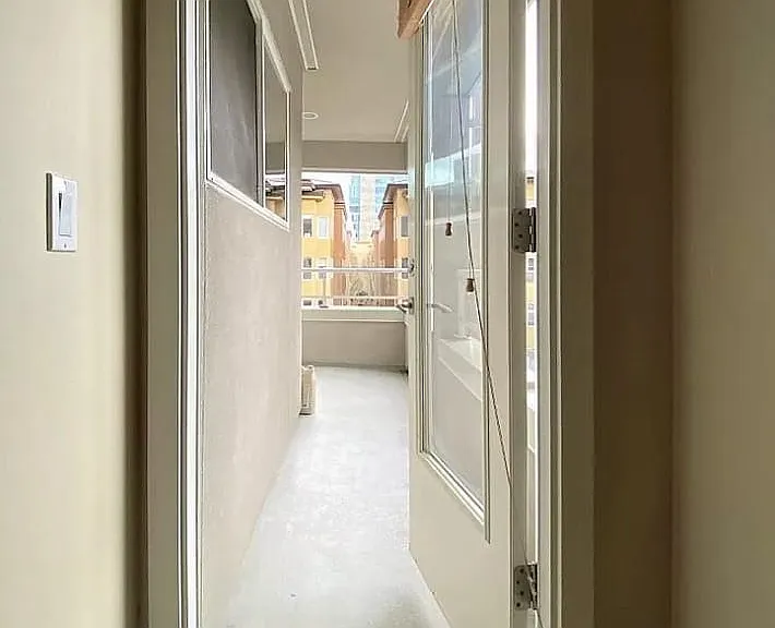 925 110th Ave NE #411 — Photo 6