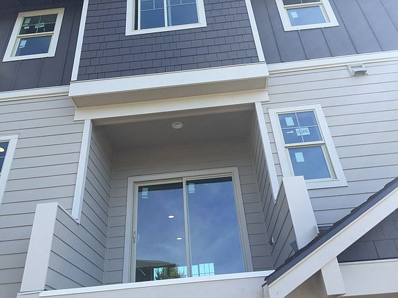 Covered Deck off living room/kitchen.