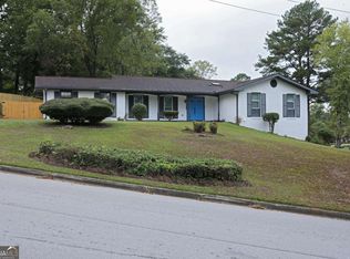 2165 Sterling Ridge Rd, Decatur, GA 30032