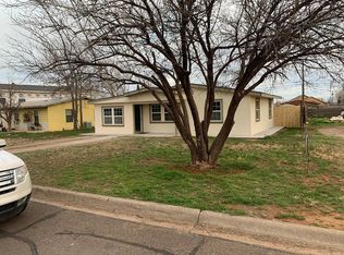 303 Spraberry Dr, Midland, TX 79703