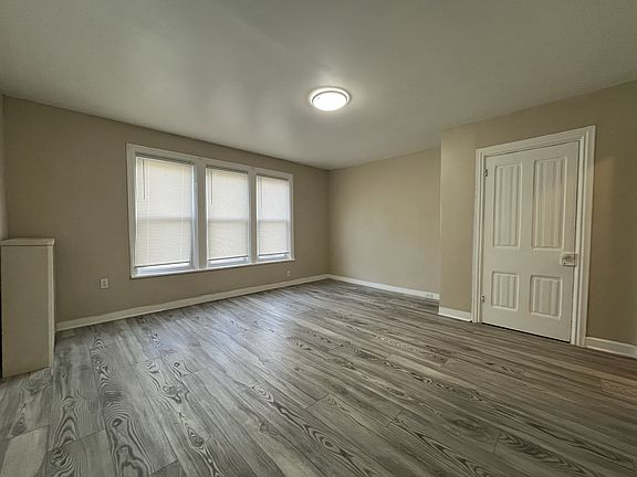 2nd image of 156 S 2nd St Floor 2