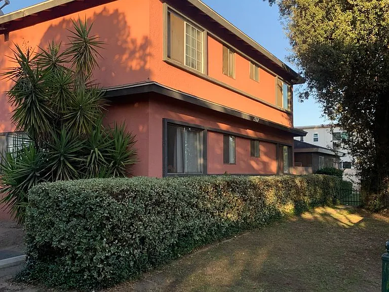 1260 W. Stoneridge Ct. — Photo 15
