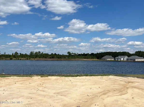 2028 Cardinal Cove Court NE, Leland, NC 28451
