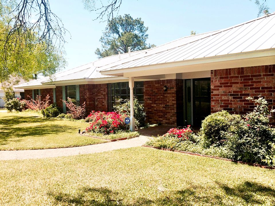 1st image of 5605 Oakmont Ln