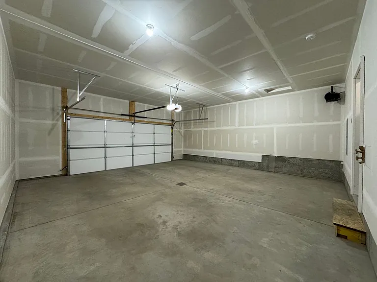 3402 French St — Photo 17
