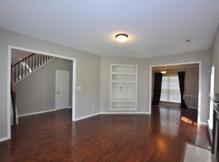 2701 Grosbeak Ln, Charlotte, NC 28269