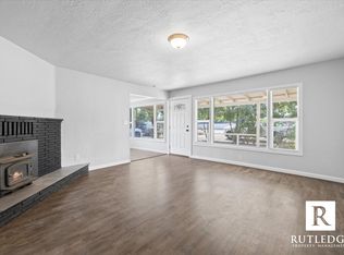 3528 Table Rock Rd, Medford, OR 97504
