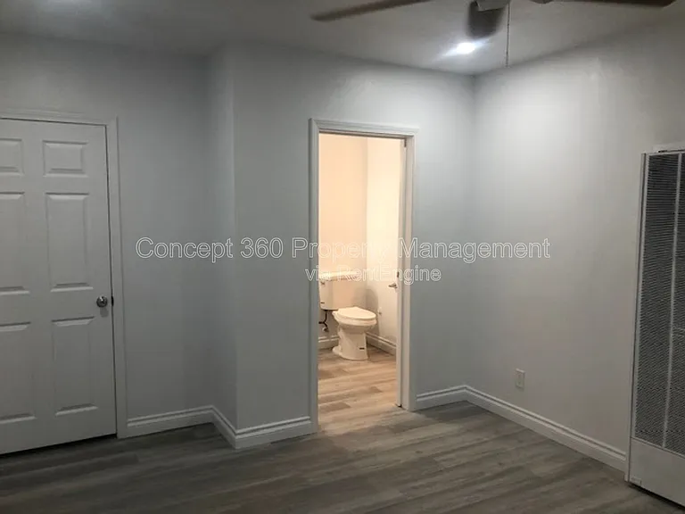 1327 W Parade St — Photo 22