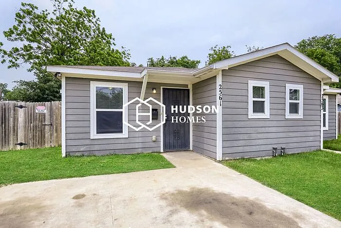 2561 Elsie Faye Heggins St — Photo 1