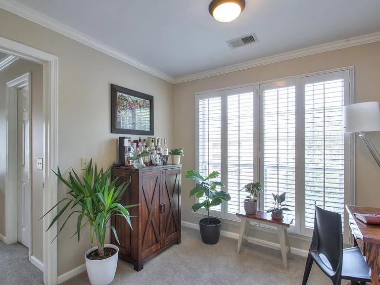 2065 Stokes Ln — Photo 13