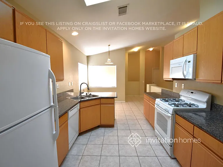 320 Montessa Ave — Photo 3