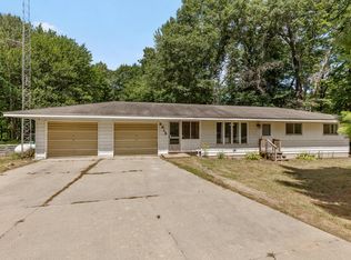 3915 E Fox Dr, Grant, MI 49327
