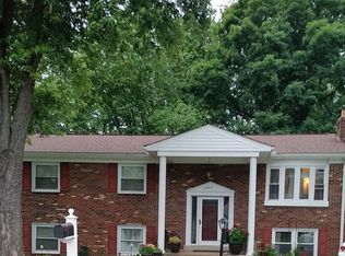 4984 Karen Rd, Woodbridge, VA 22193