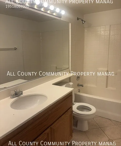 1042 N Turner Ave #216 — Photo 23