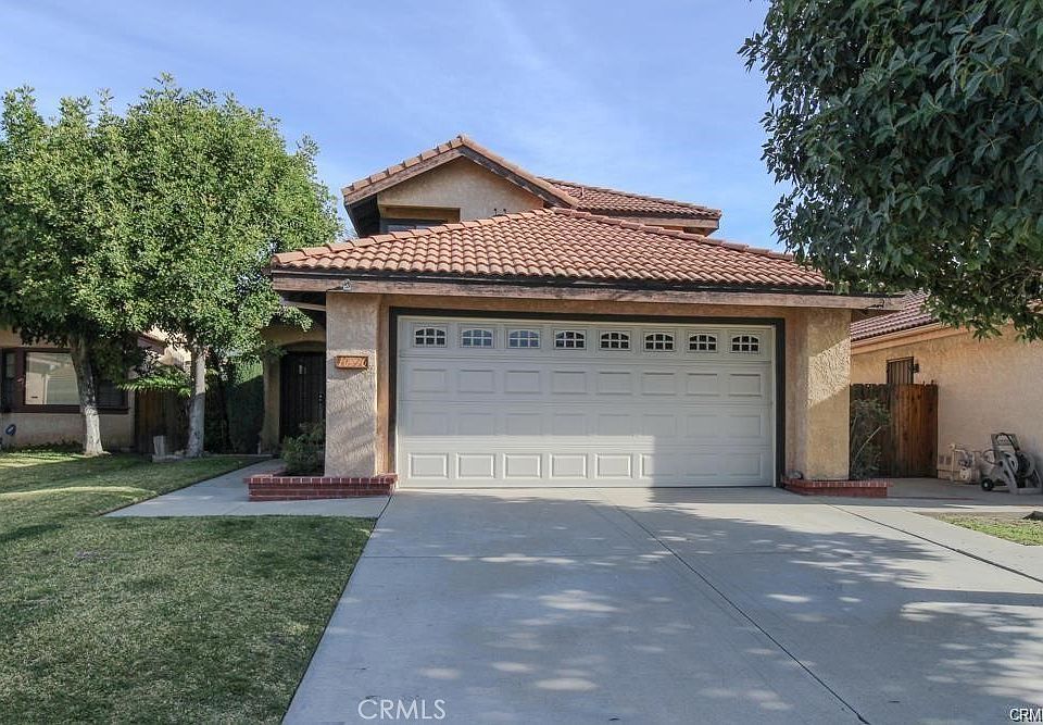 1st image of 10596 Evergreen Dr