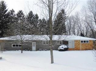 49 Maple Park Hts, Rochester, NY 14625